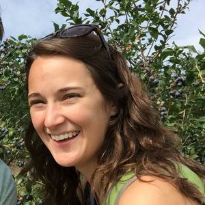 Meet your Posher, Lauren